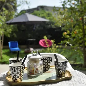  Appartement Il Giardino Dell'artista Stylish A
